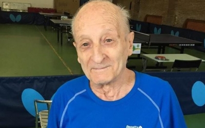 Vidal juga a tennis taula des de 1947 | TT Sabadell